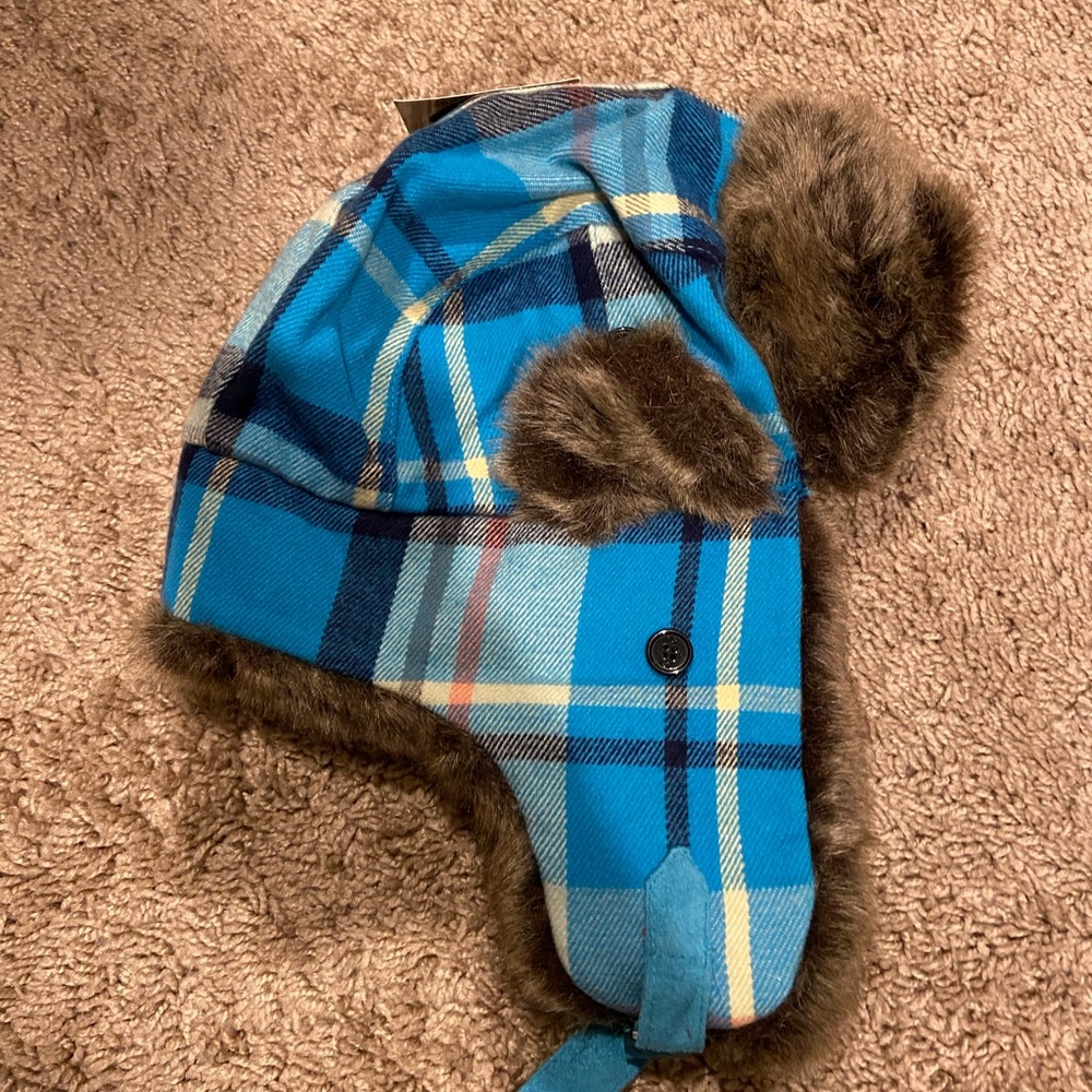 D&Y winter hat